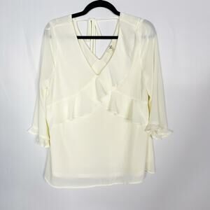 New Entro Medium M Cream Win You Over Blouse Top Ruffle VNeck Short Sleeve